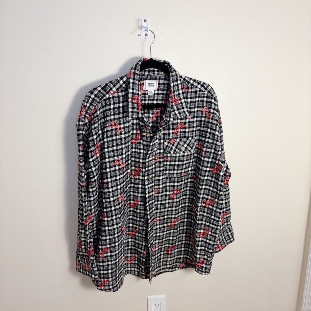BDG Flannel Shirt Size M Black White Bow Embroidered Plaid Oversized Button Down - Picture 6 of 13
